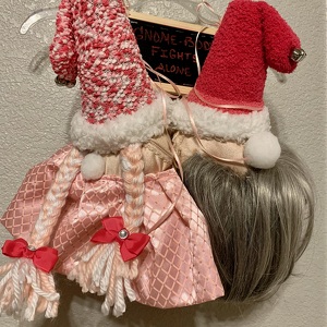 Gnome-body Fights Alone